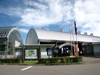 秋田県立農業科学館玄関