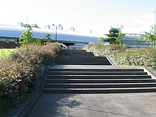 秋田県立農業科学館庭園の階段